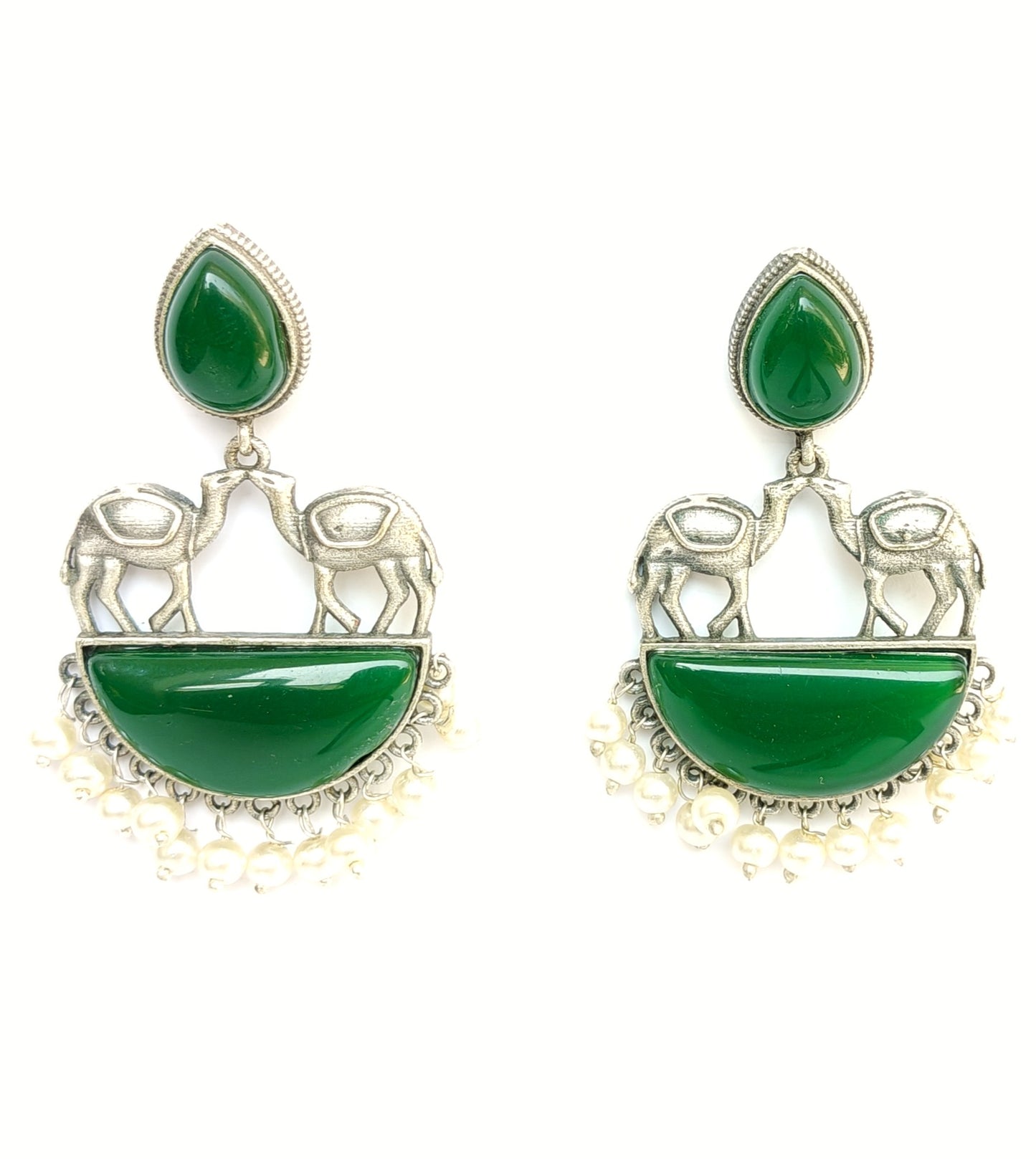 OXIDISED CAMEL EARRINGS WITH GREEN STONE