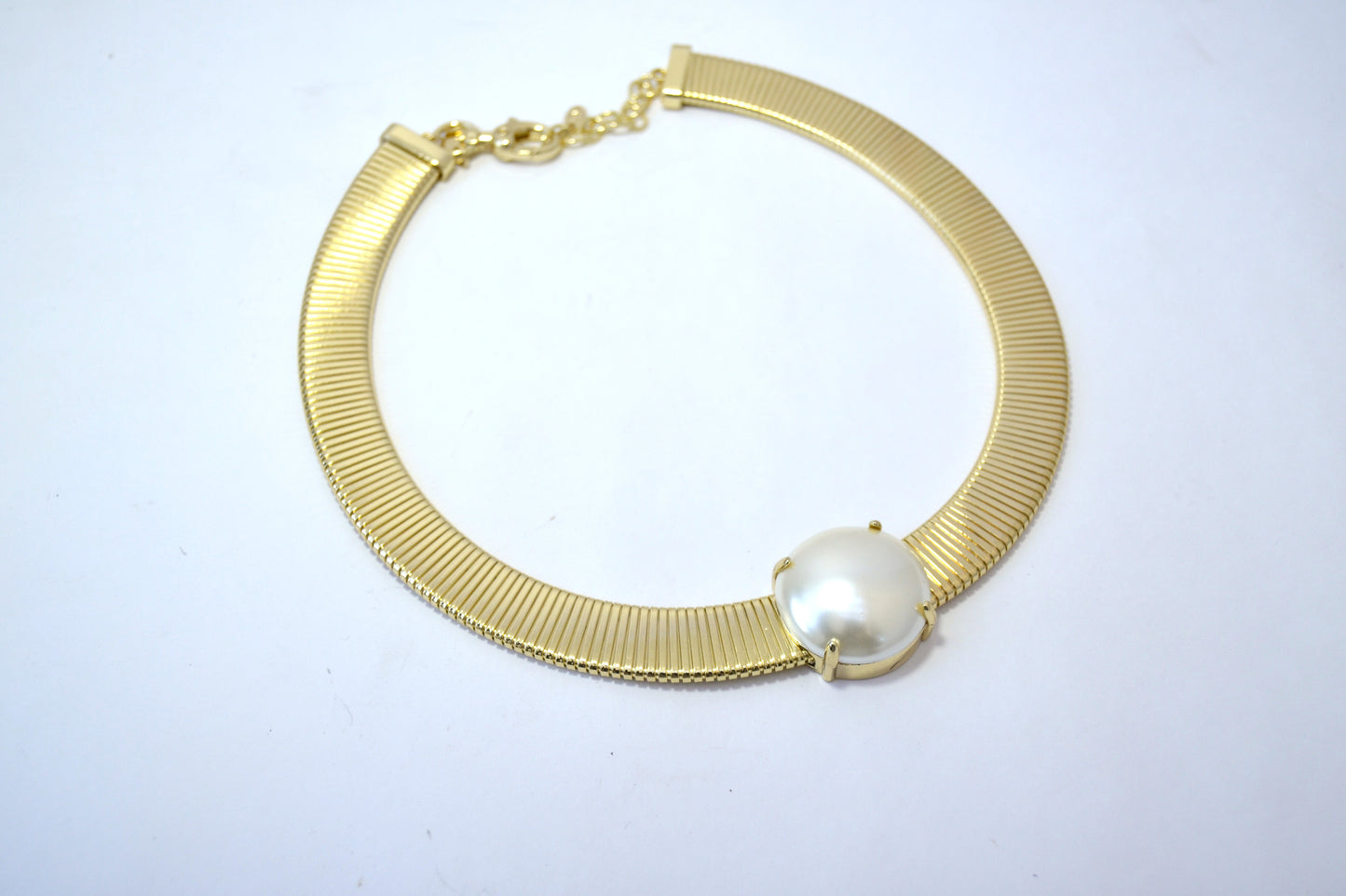 STATEMENT ANTI TARNISH NECKLACE WITH PEARL