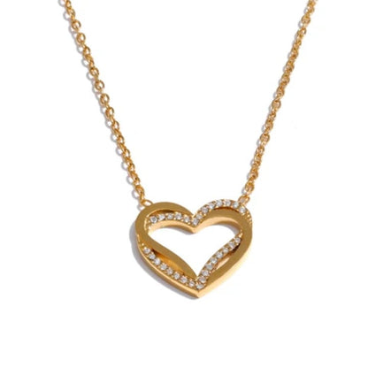 ANTI TARNISH HEART SHAPED CHAIN PENDANT SET