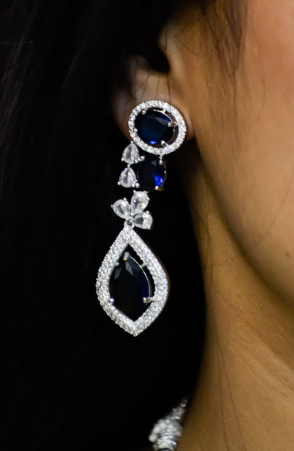 STATEMENT BLUE AD NECKLACE