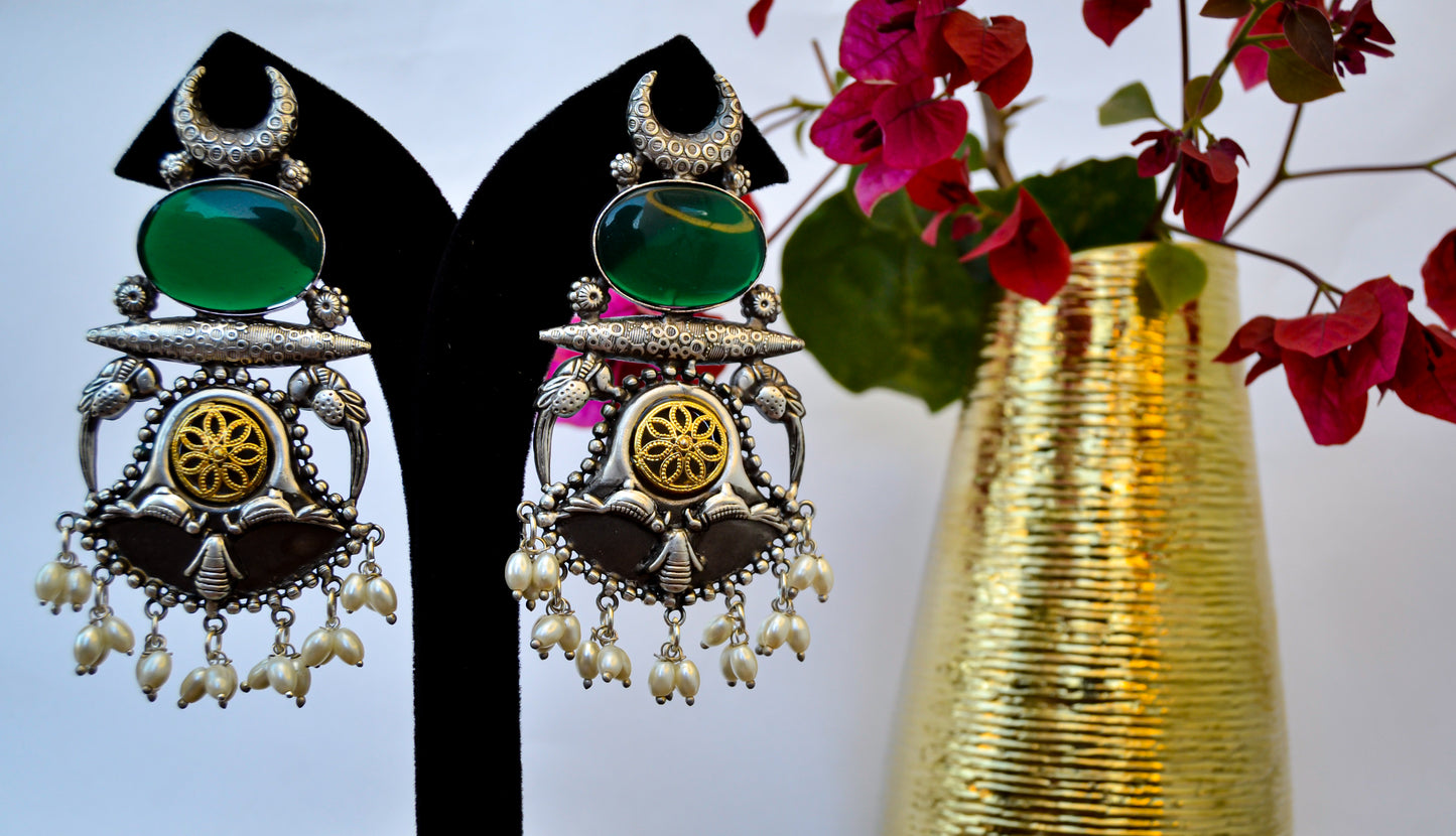 DOUBLE TONED EMERALD OXIDISED STATEMENT EARRINGS