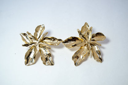 ANTI TARNISH STATEMENT FLORAL EARRINGS