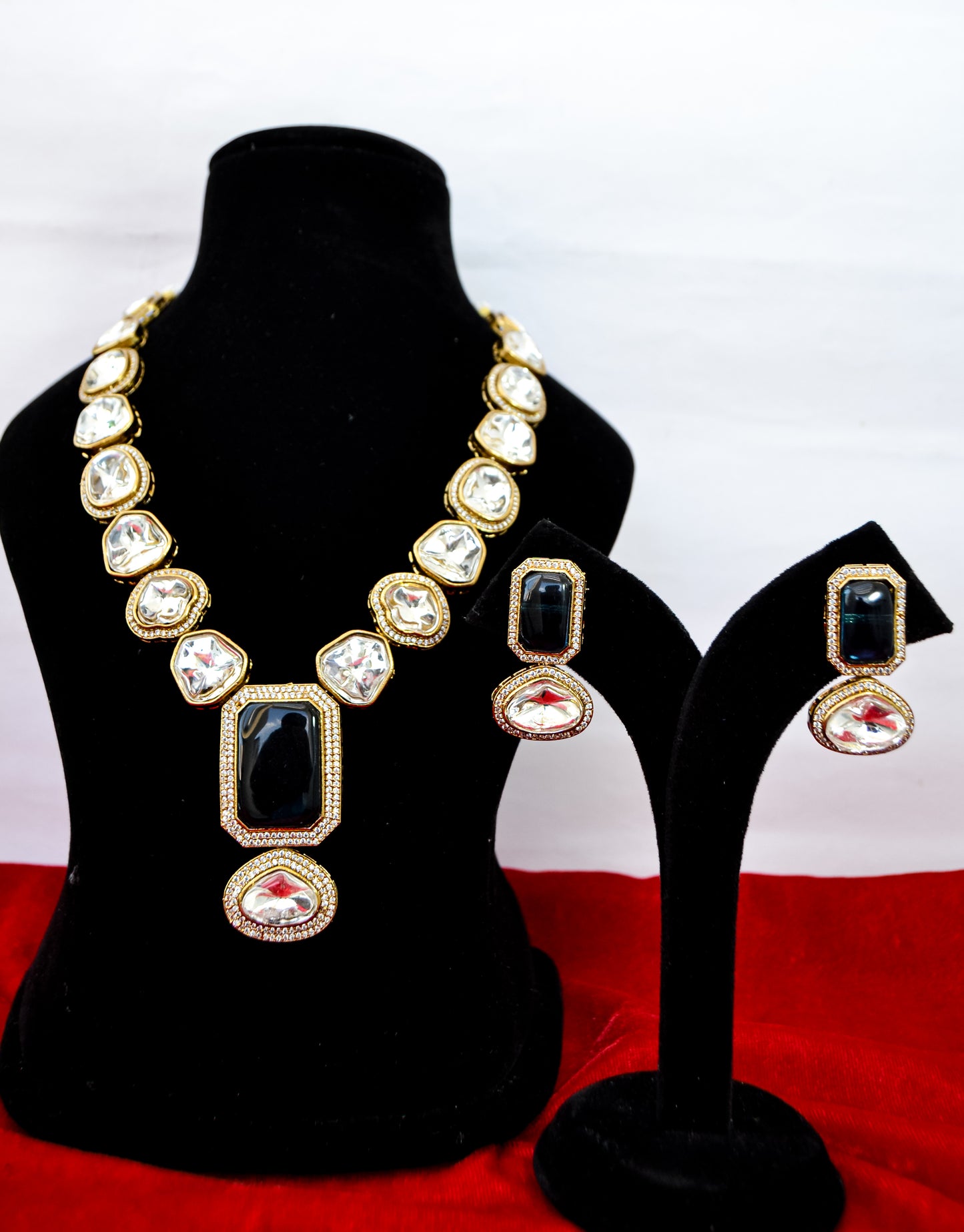 MOSSANITE NECKLACE WITH MONALISA STONE