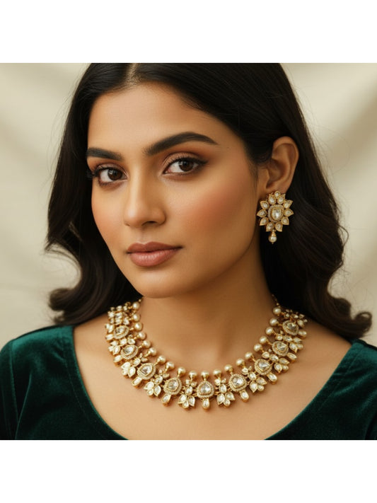 TRADITIONAL KUNDAL NECKLACE WITH EARRINGS