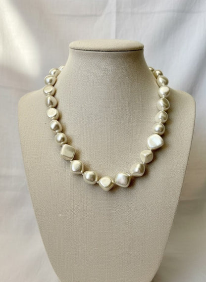 REAL FRESH WATER MOTHER OF PEARL NECKLACE